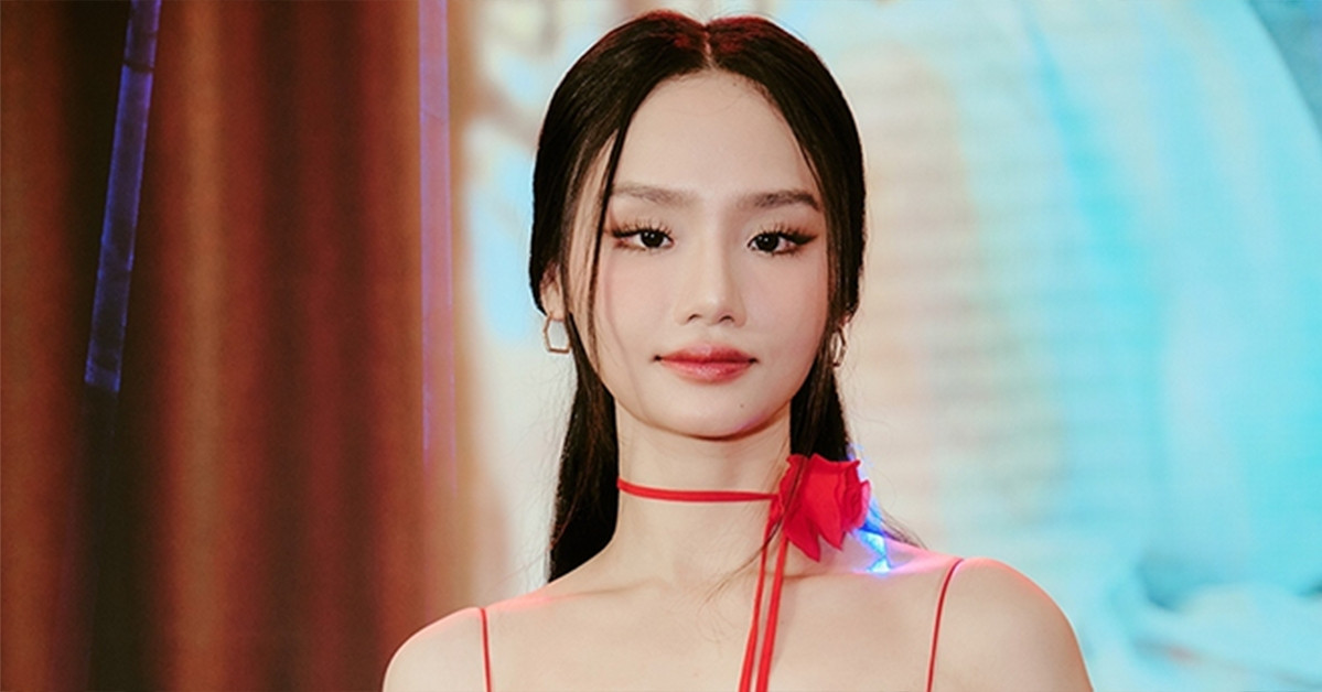 ca sĩ Miu Lê vẫn giữ được phong cách năng động, hiện đại và tràn đầy sức sống